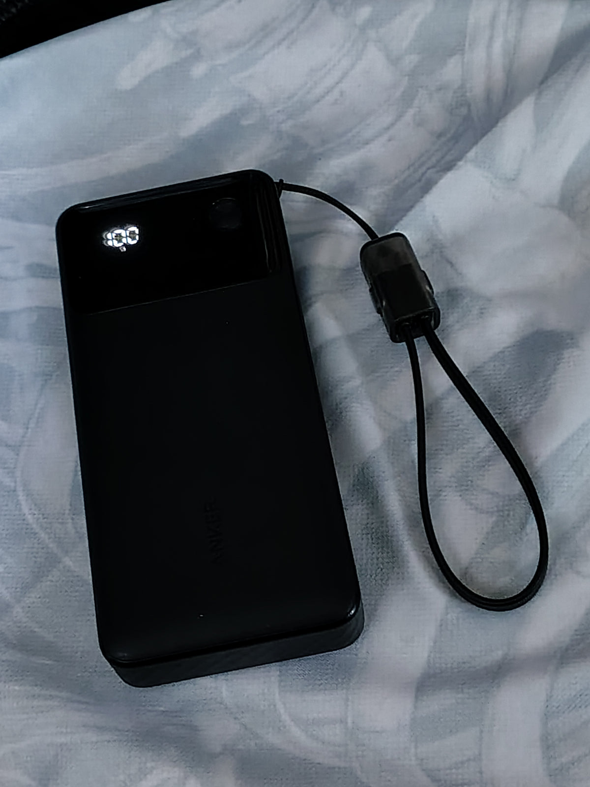 60000mAh, 66W Power Bank.